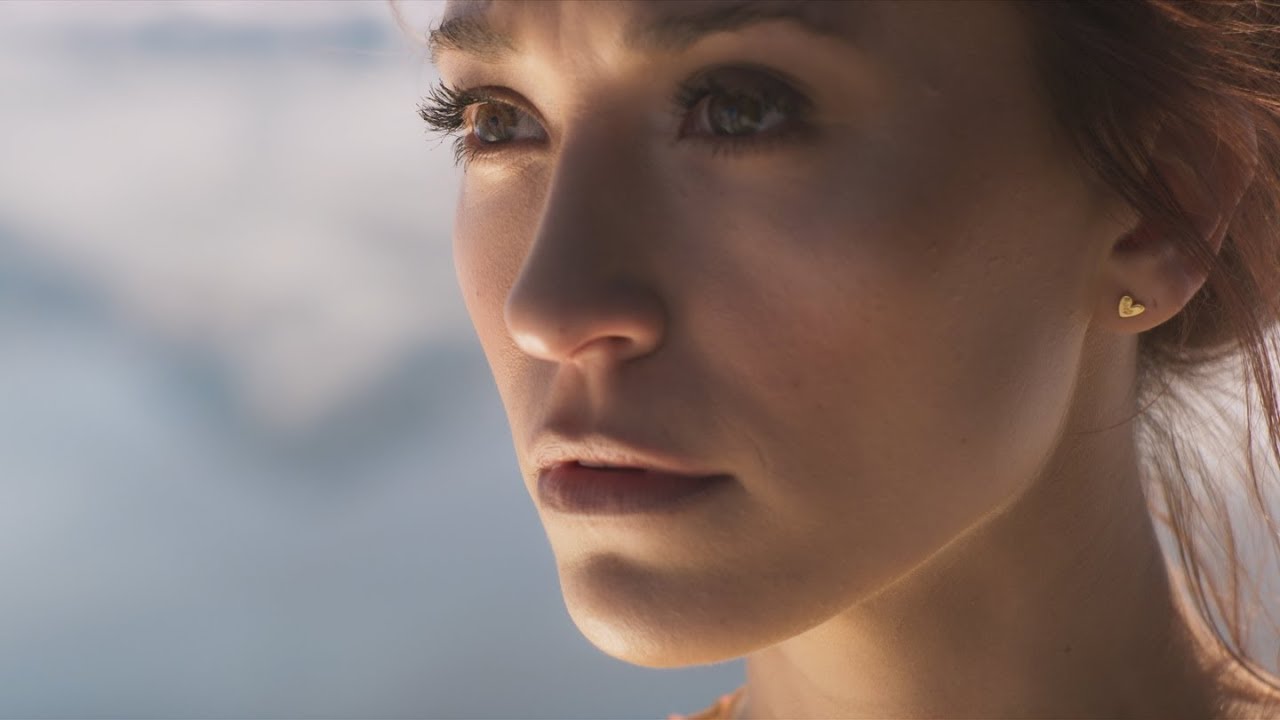 [MUSIC VIDEO] Lauren Daigle - Rescue