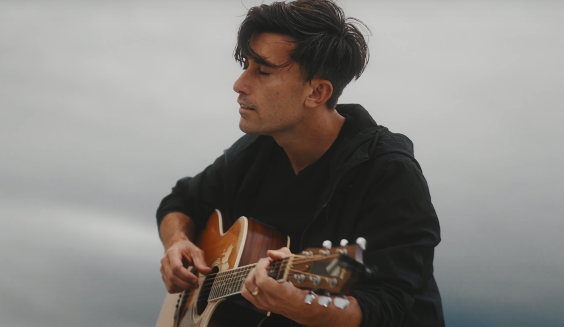 Phil Wickham 'Falling In Love' Music Video