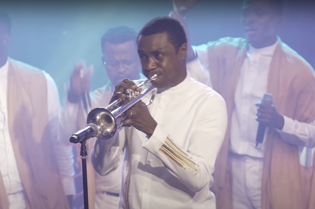 Nathaniel Bassey – Adonai