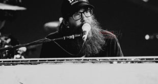 Crowder & Dante Bowe 'God Really Loves Us' (ft. Maverick City Music) Mp3 Download