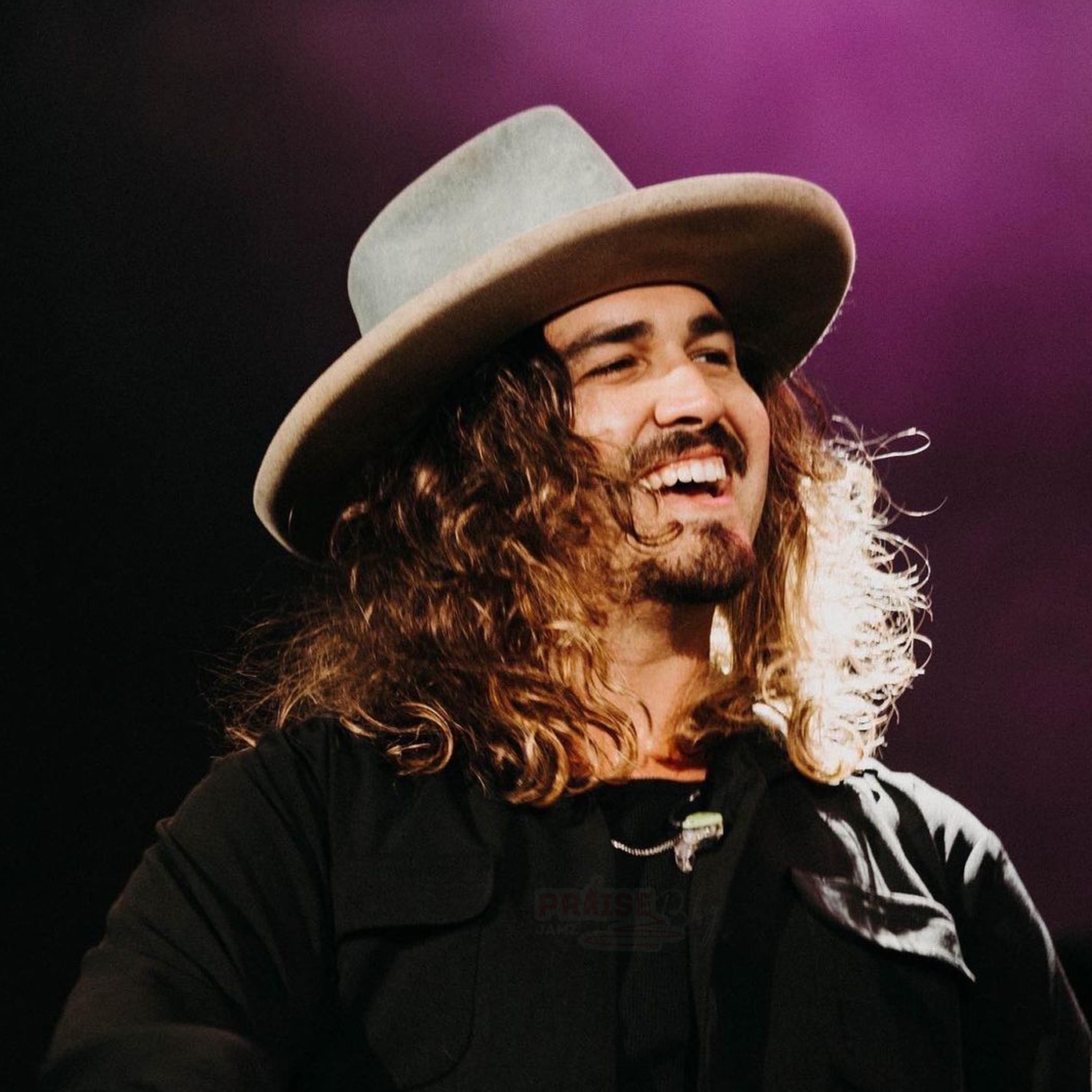 Jordan Feliz ‘Joy To Our World’ Christmas EP