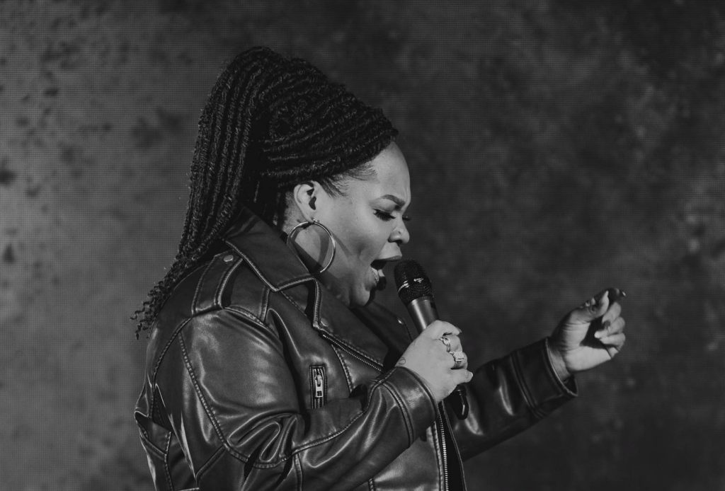 Tasha Cobbs Leonard 'At The Cross' Live Video