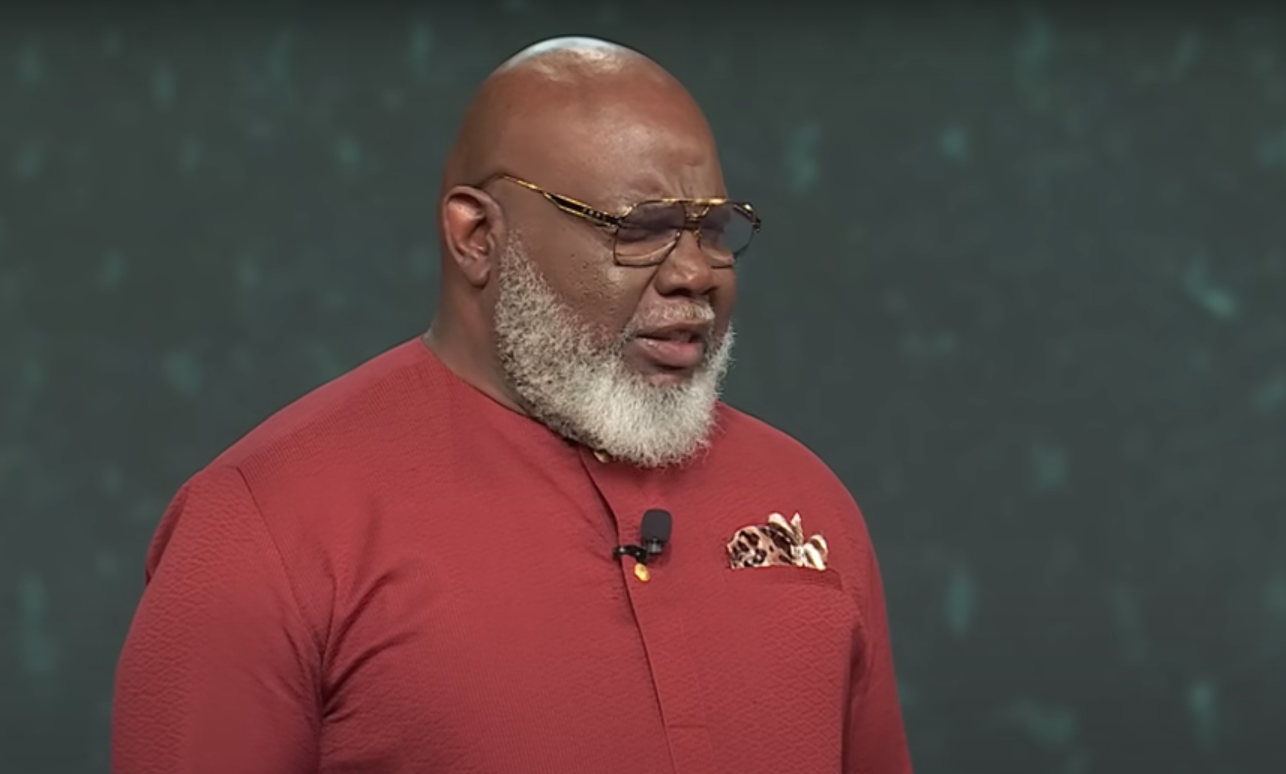 "It's Worth The Wait" Sermon By Bishop T.D. Jakes - Praisejamzblog.com